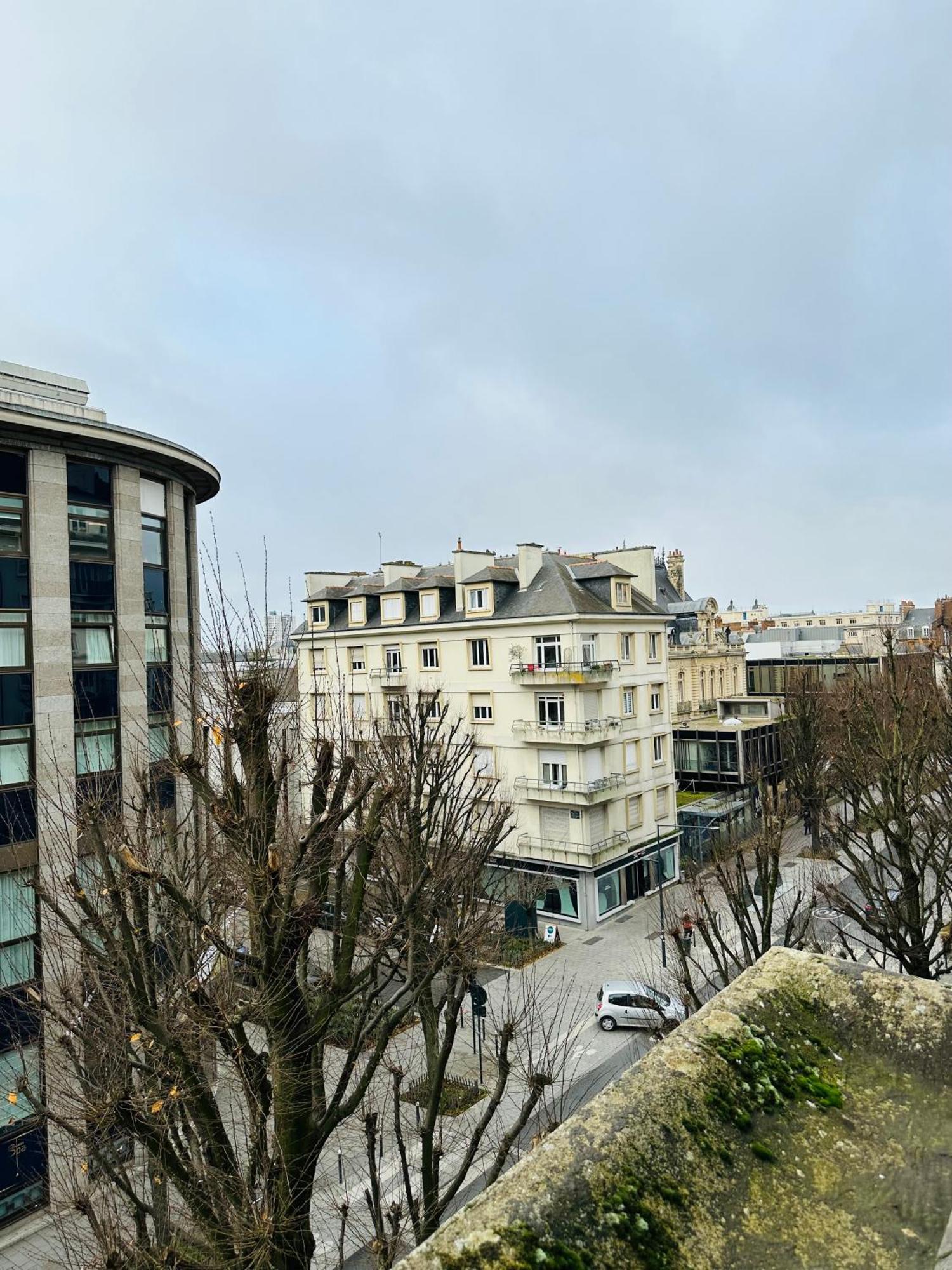Le Rennais - Gare & Centre Ville Rennes Ngoại thất bức ảnh